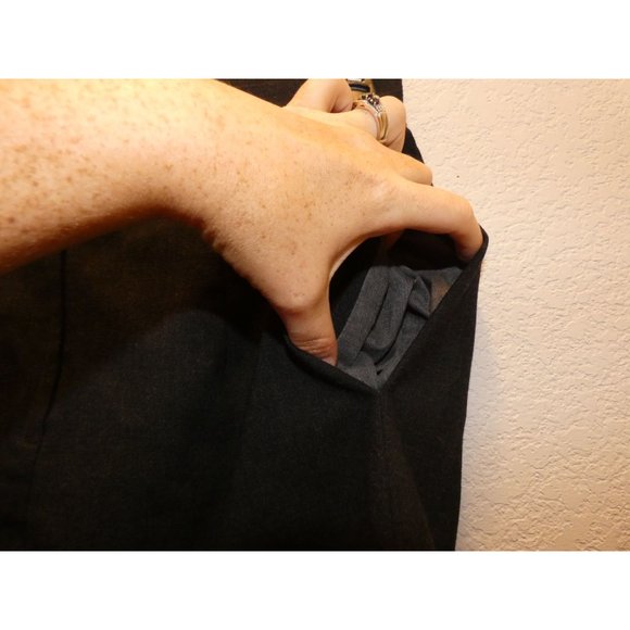 Wool Pencil skirt with pockets, Black, Women's Size 8 - Picture 2 of 9